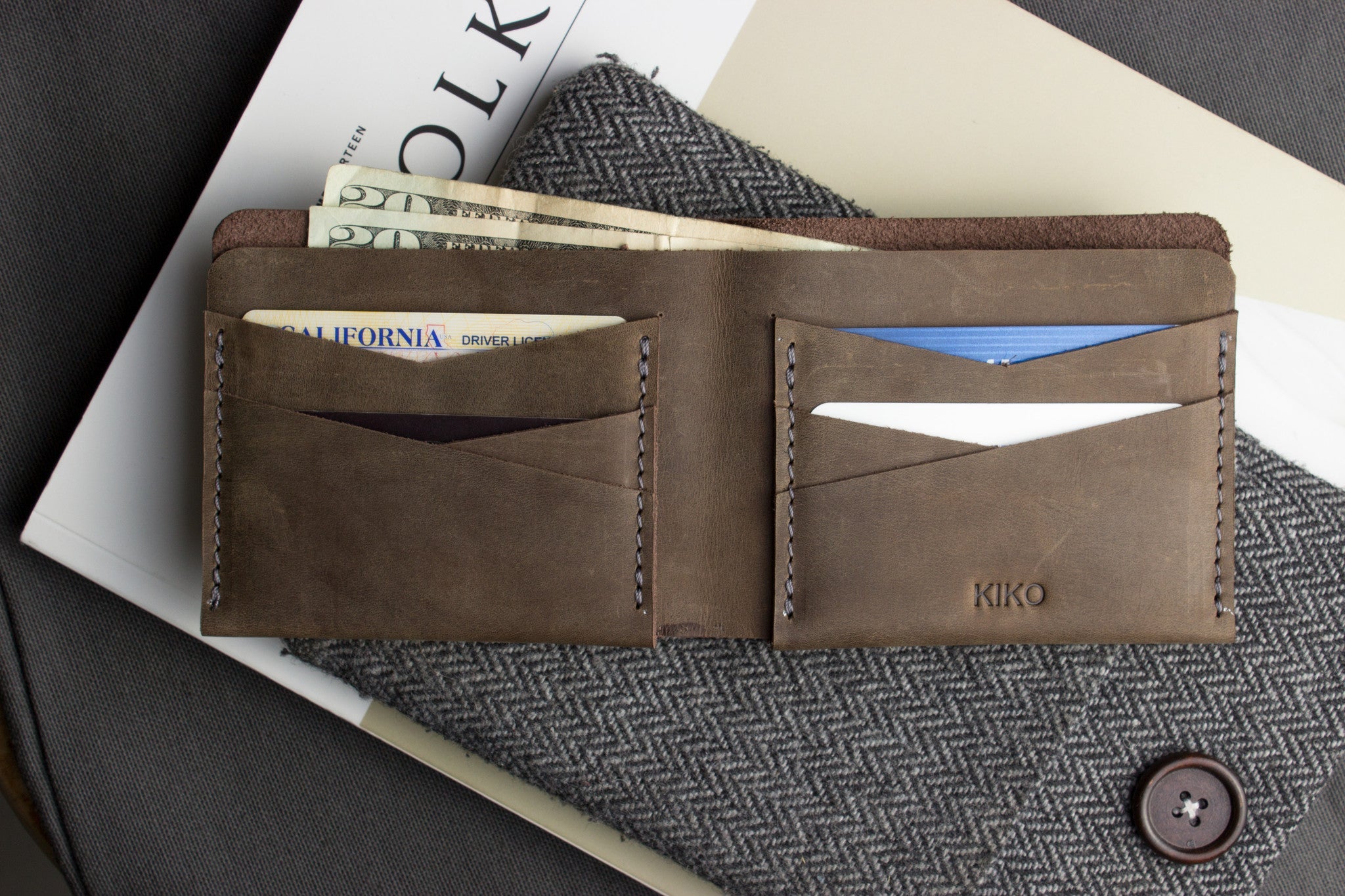 Men's Kiko Buck Bifold Cowhide Leather Wallet