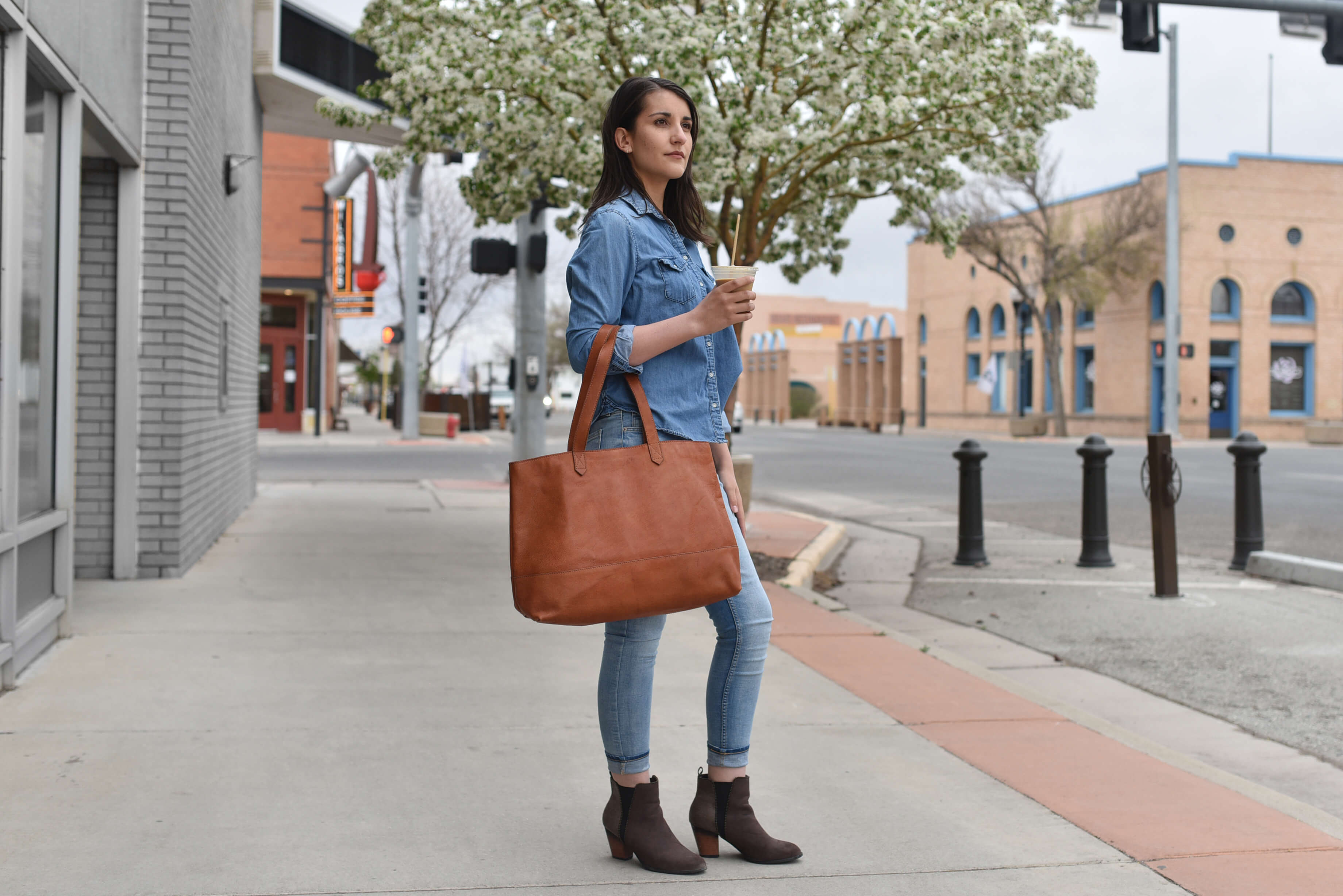 Women's Kiko Classic Genuine Leather Tote Bag — Brown