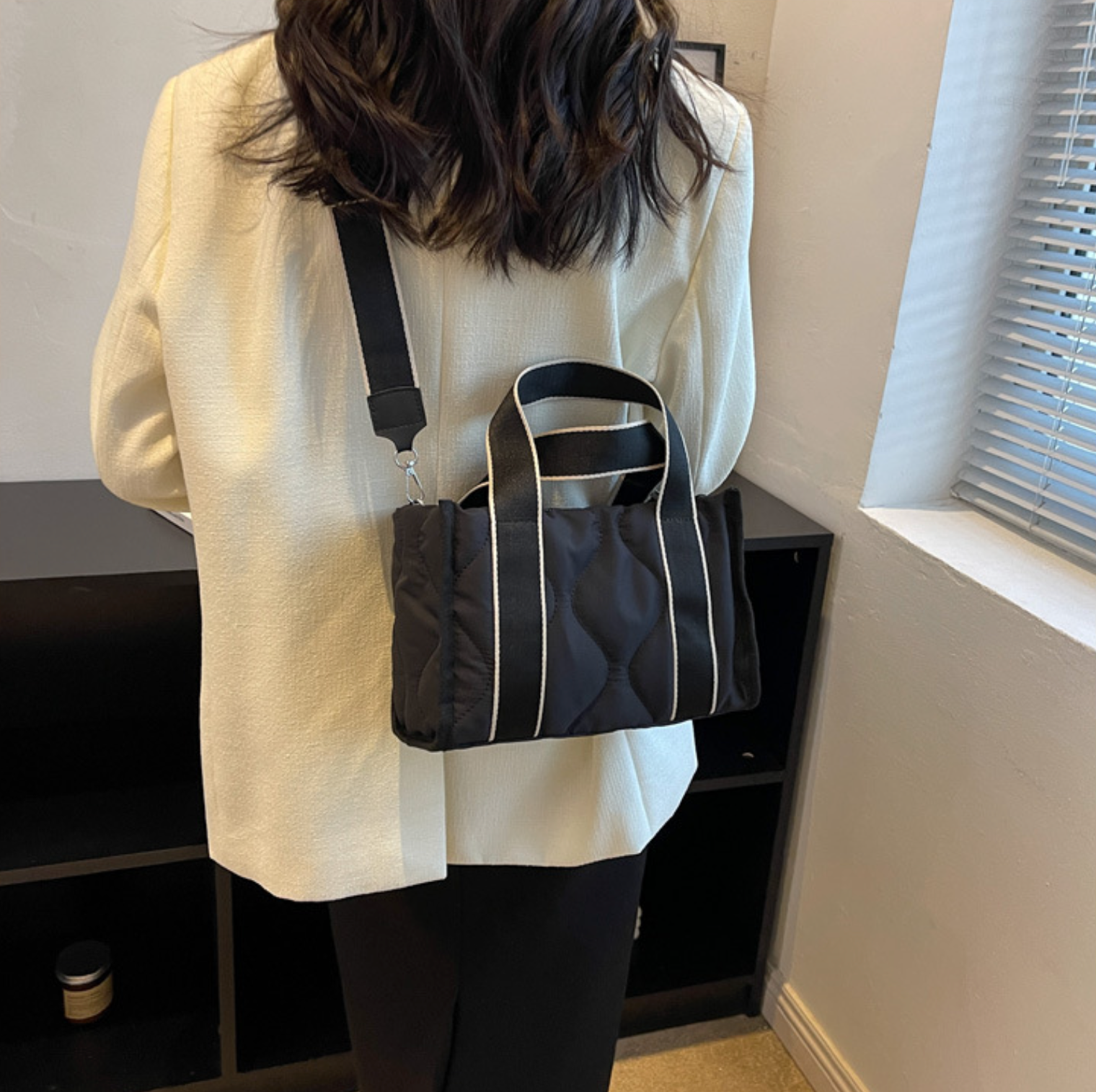 Women's Melinda Embroidered Shoulder Bag